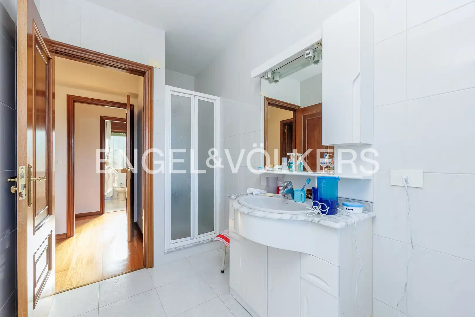 Baño de Casa o chalet en venta en Vigo  con Calefacción, Jardín privado y Parquet