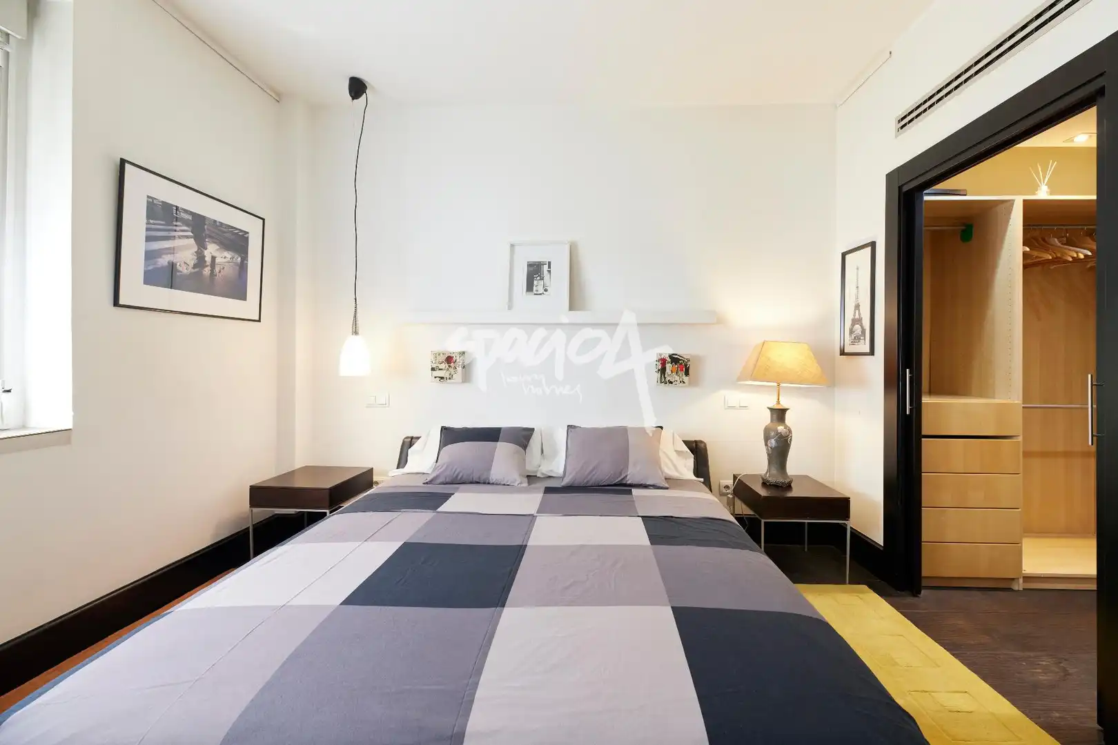 Schlafzimmer von Wohnung zum Verkauf in Madrid mit Klimaanlage und Heizung