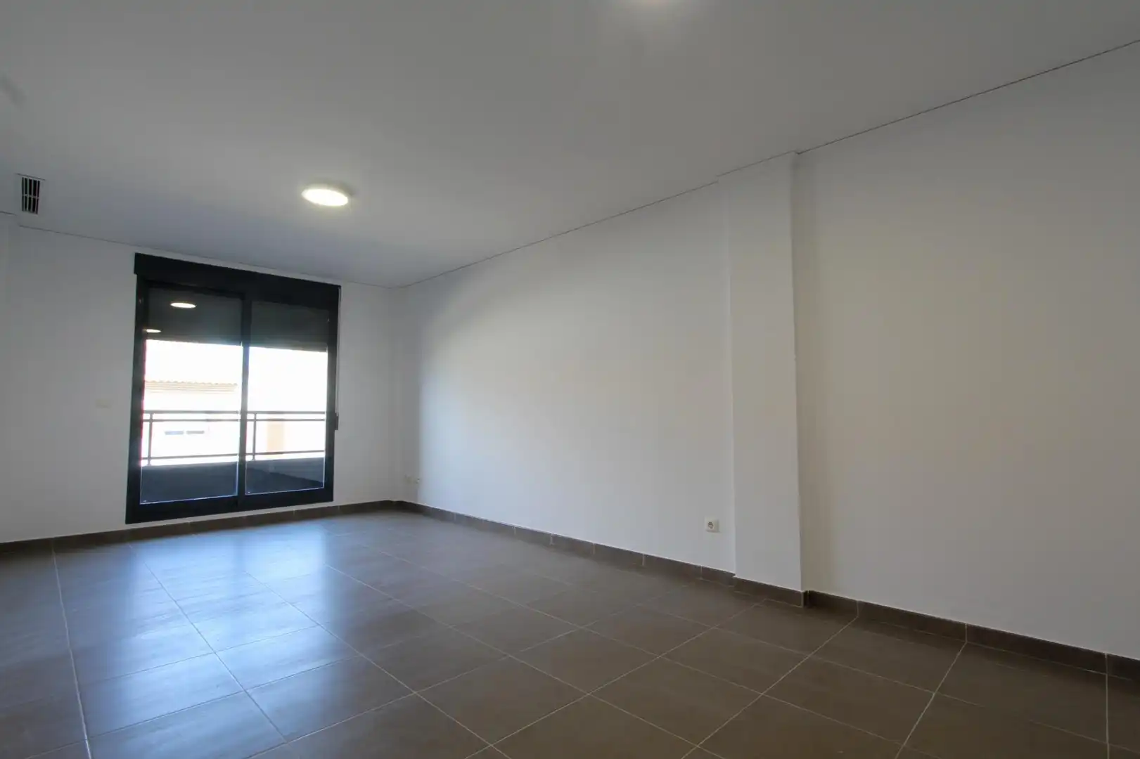 Flat for rent in Moncofa  with Air Conditioner, Heating and Balcony