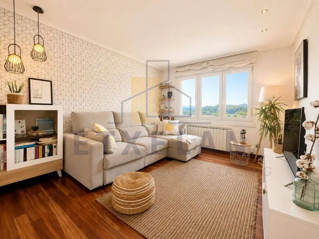 Sala de estar de Piso en venta en Atxondo con Calefacción y Amueblado
