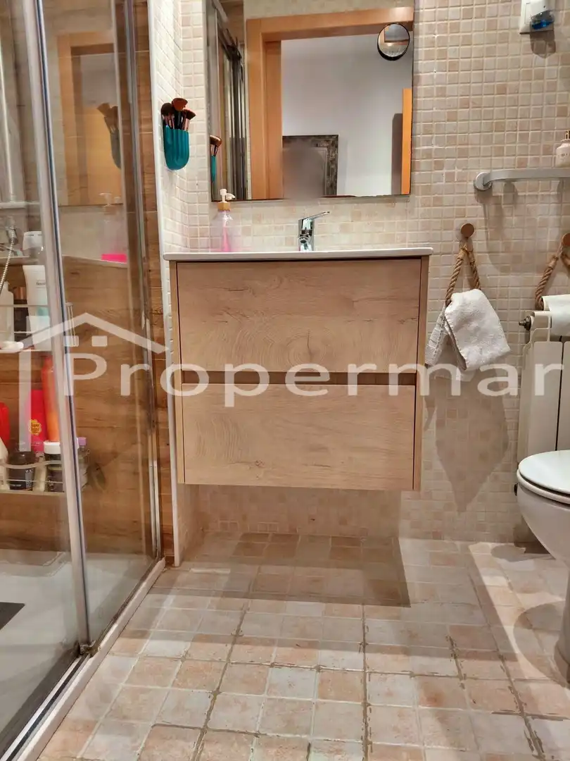 Baño de Ático en venta en Parets del Vallès con Aire acondicionado, Calefacción y Terraza