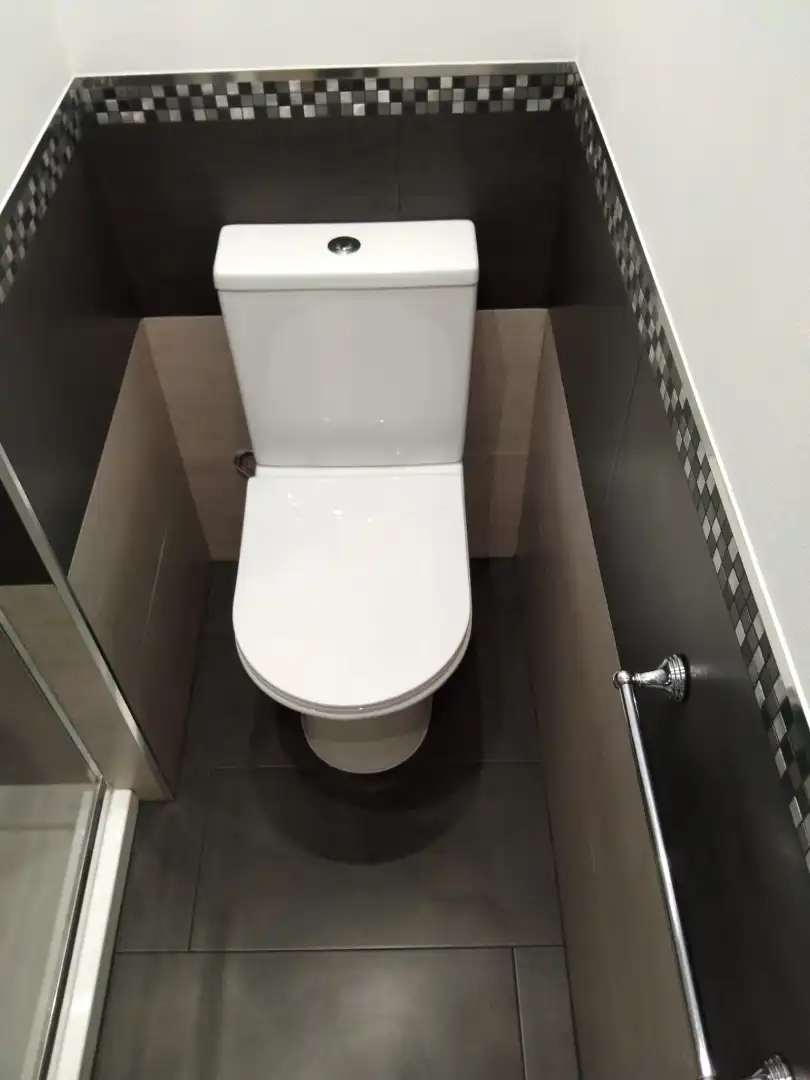 Baño de Piso en venta en Rubí con Calefacción, Horno y Balcón