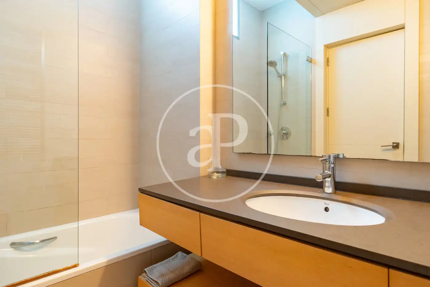 Baño de Casa o chalet en venta en Barcelona con Aire acondicionado, Calefacción y Terraza