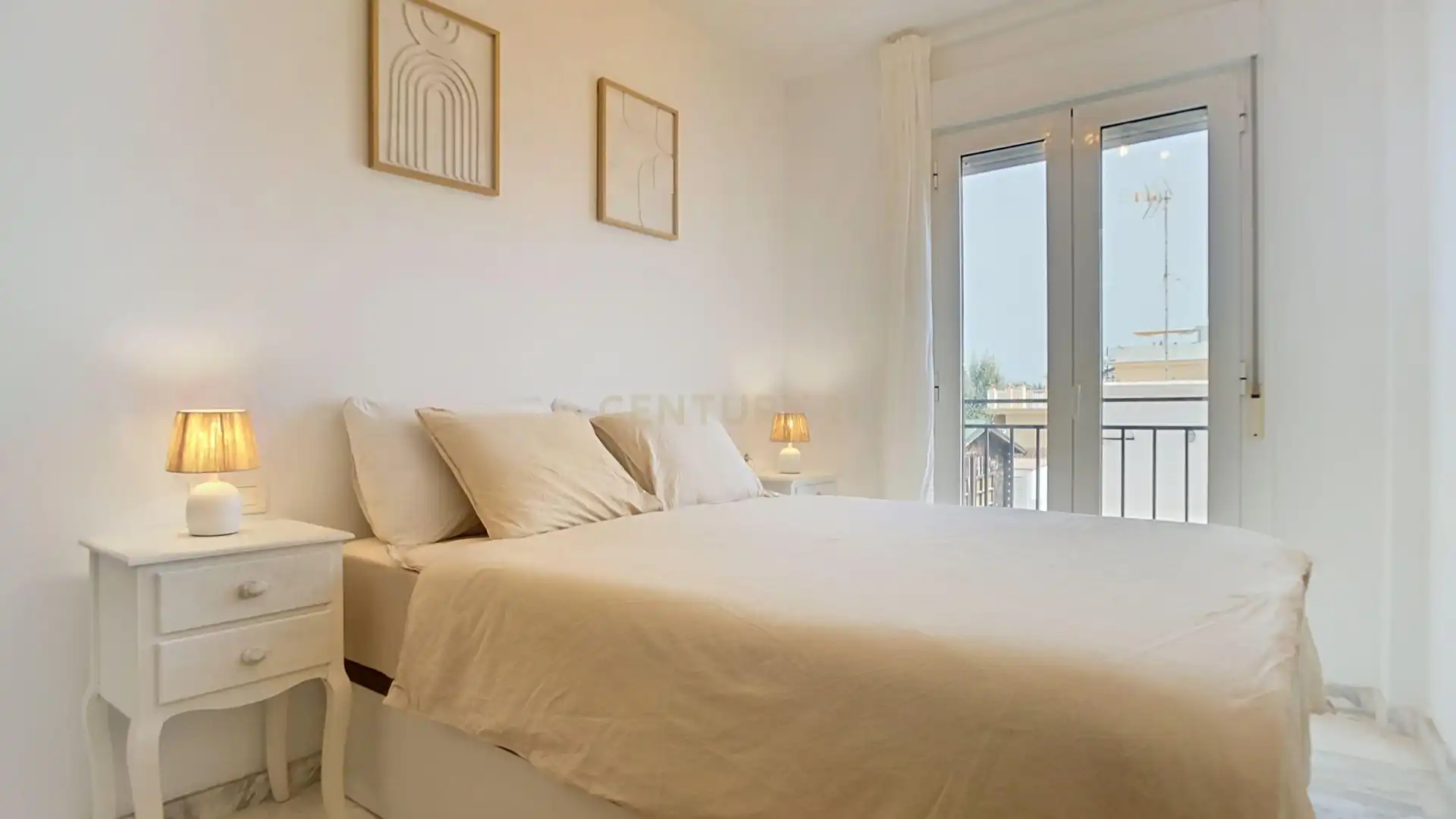 Schlafzimmer von Wohnungen zur Miete in Mijas mit Klimaanlage, Ofen und Waschmaschine