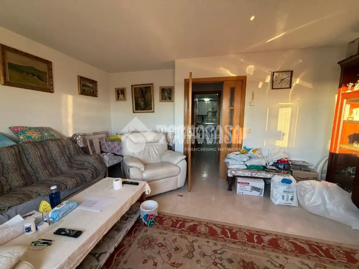 Living room of Flat for sale in Coslada  with Air Conditioner, Heating and Storage room