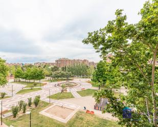 Vista exterior de Pis de lloguer en  Zaragoza Capital amb Aire condicionat, Calefacció i Terrassa