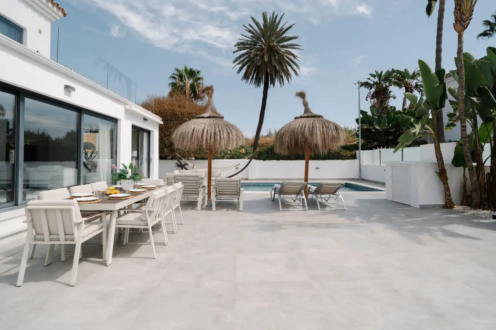 Chalet con piscina en venta en Calle los Granados 18, imagen 4