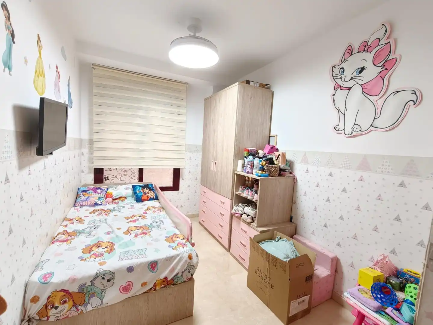Habitación de Piso en venta en Aldaia con Aire acondicionado, Balcón y Piscina comunitaria