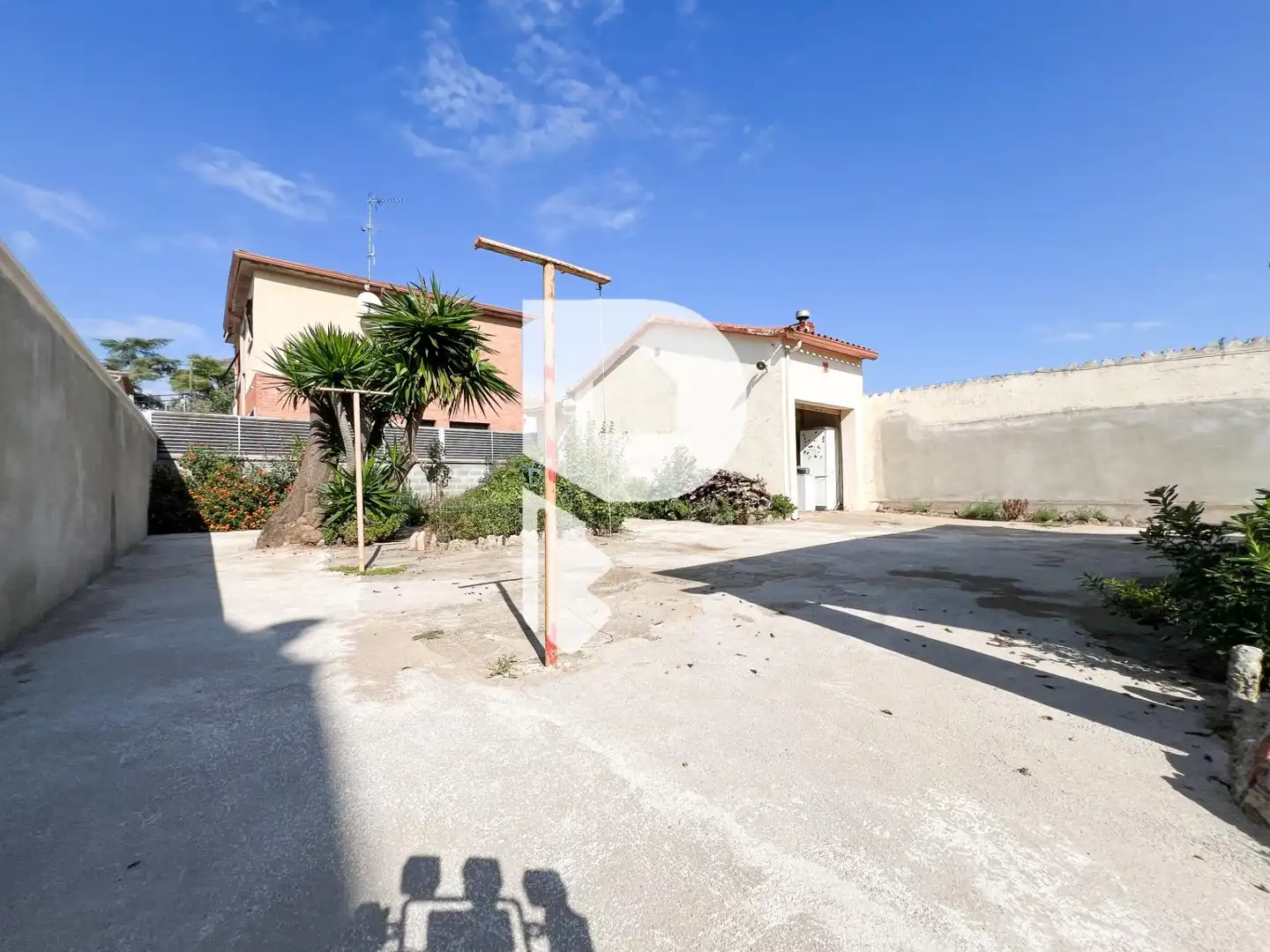 Exterior view of Houses for sale in Sant Andreu de la Barca  with Private garden, Terrace and Storage room