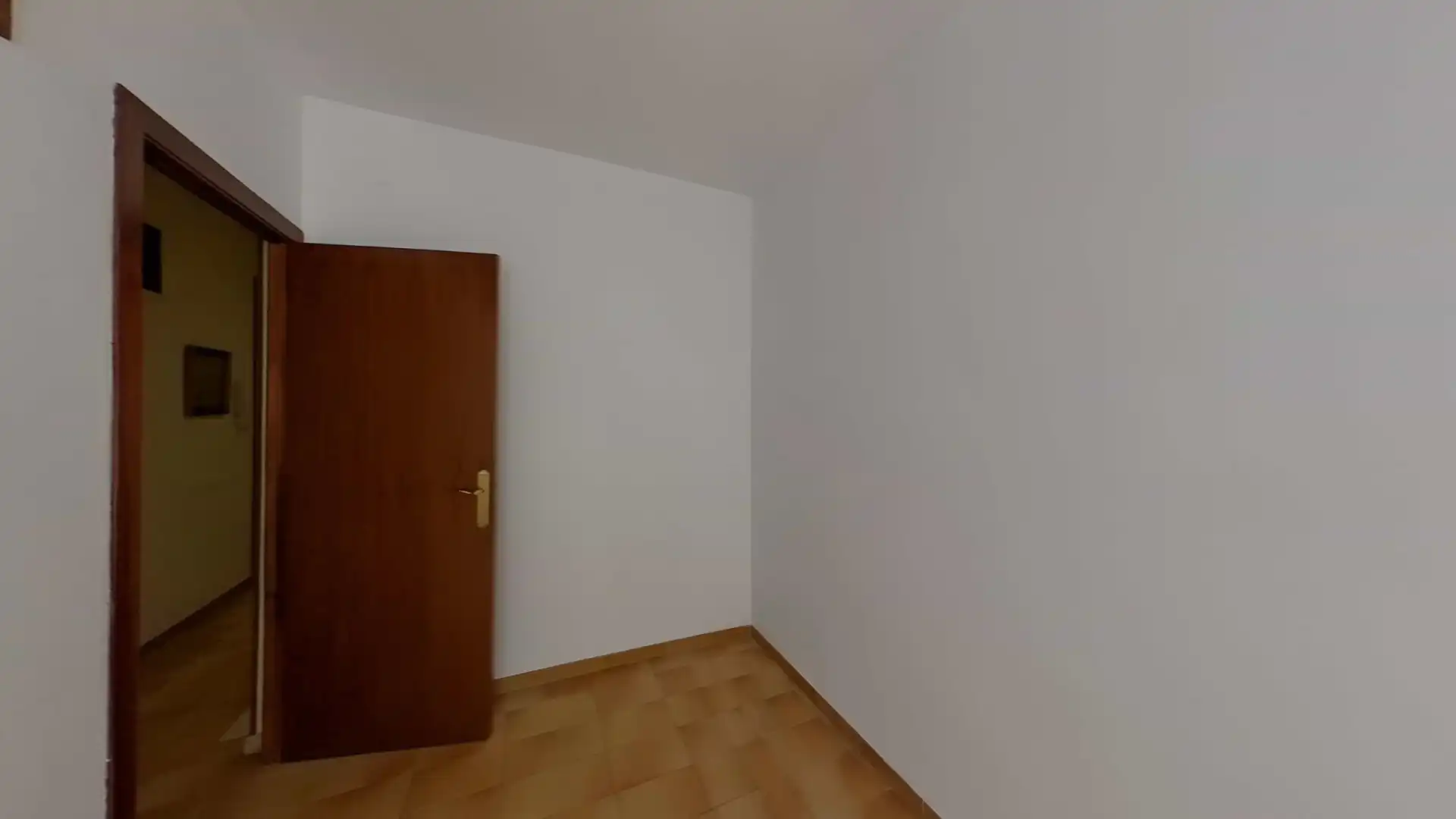Schlafzimmer von Einfamilien-Reihenhaus zum Verkauf in Sabadell mit Klimaanlage, Heizung und Privatgarten