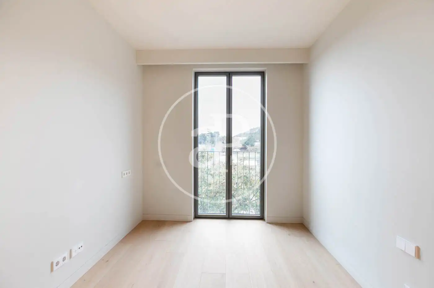 Schlafzimmer von Wohnung zur Miete in Barcelona mit Klimaanlage, Heizung und Privatgarten