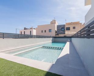 Swimming pool of Attic for sale in Elche / Elx  with Air Conditioner, Heating and Parquet flooring