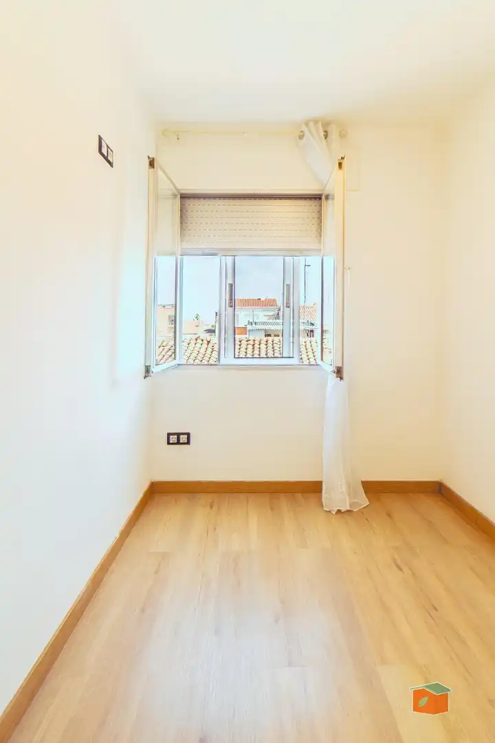 Schlafzimmer von Wohnungen zum Verkauf in Santa Bàrbara mit Parkett, Terrasse und Balkon