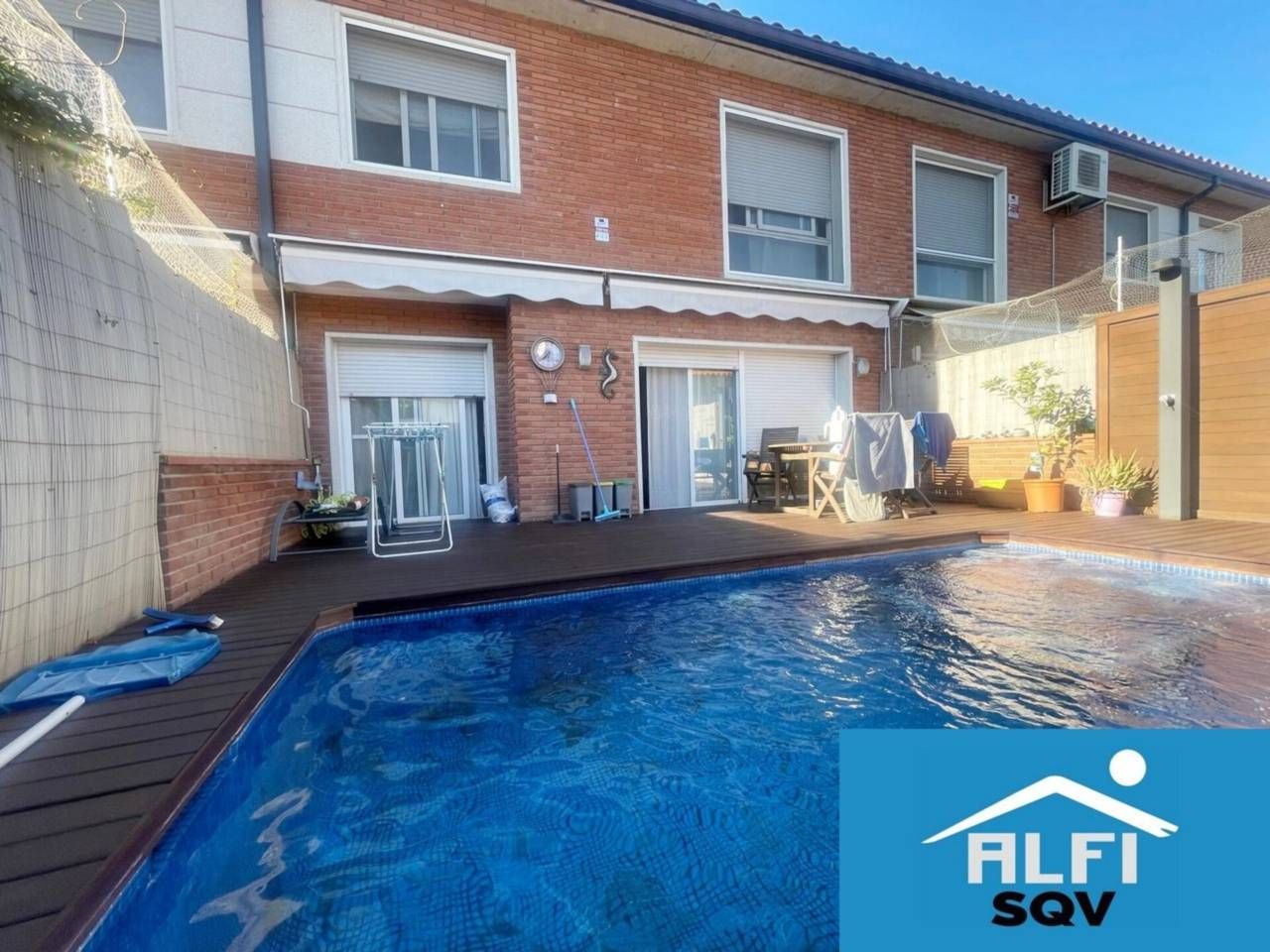 Piscina de Casa o xalet en venda en Sant Quirze del Vallès amb Calefacció, Jardí privat i Piscina