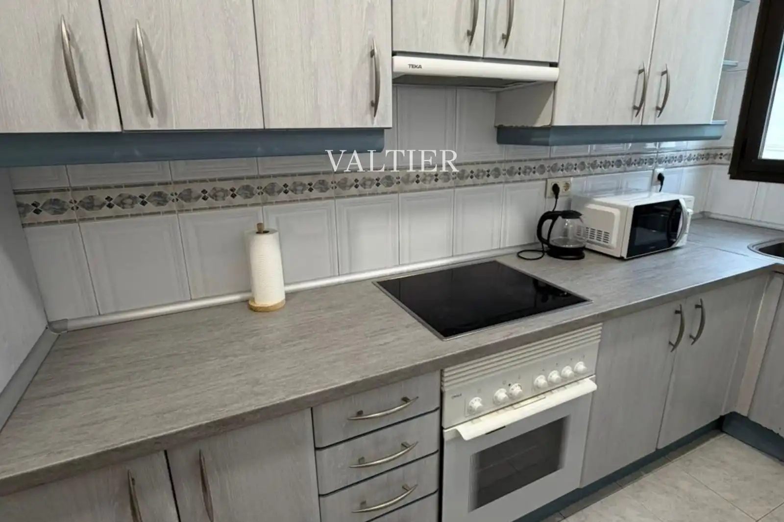 Kitchen of Attic for rent in Madrid  with Air Conditioner, Heating and Terrace