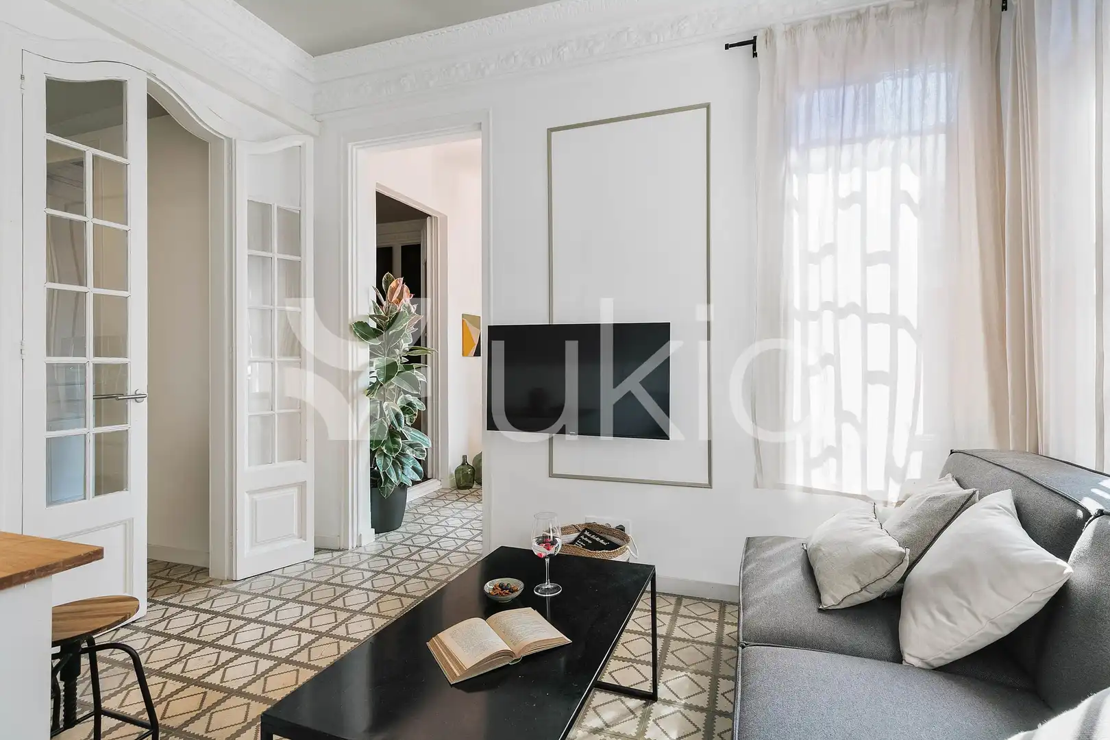 Apartamento con ascensor en alquiler en Carrer de Viladomat, imagen 7