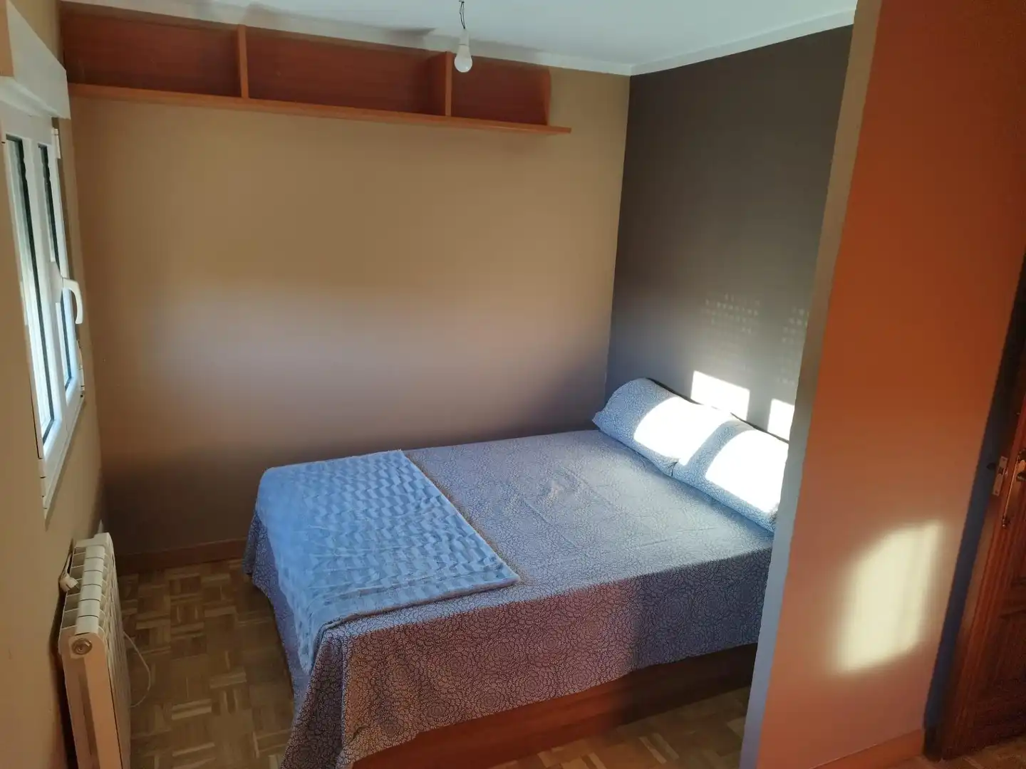 Habitación de Piso en venta en Avilés con Calefacción