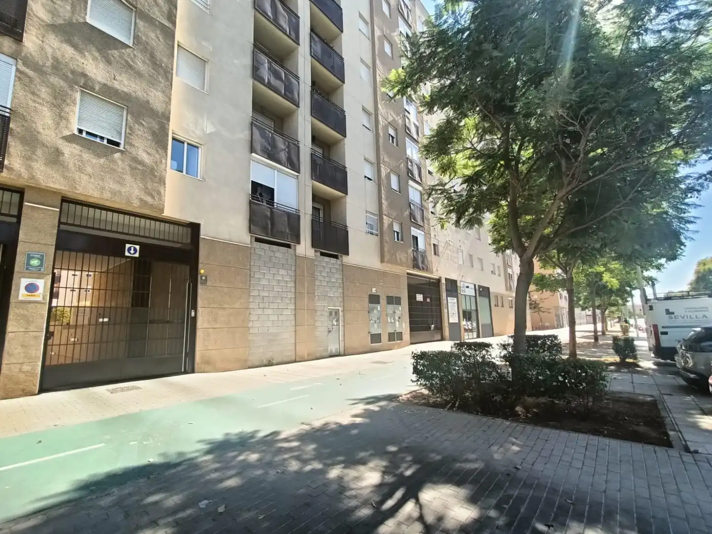 Aparcament en venda a Este - Alcosa- Torreblanca