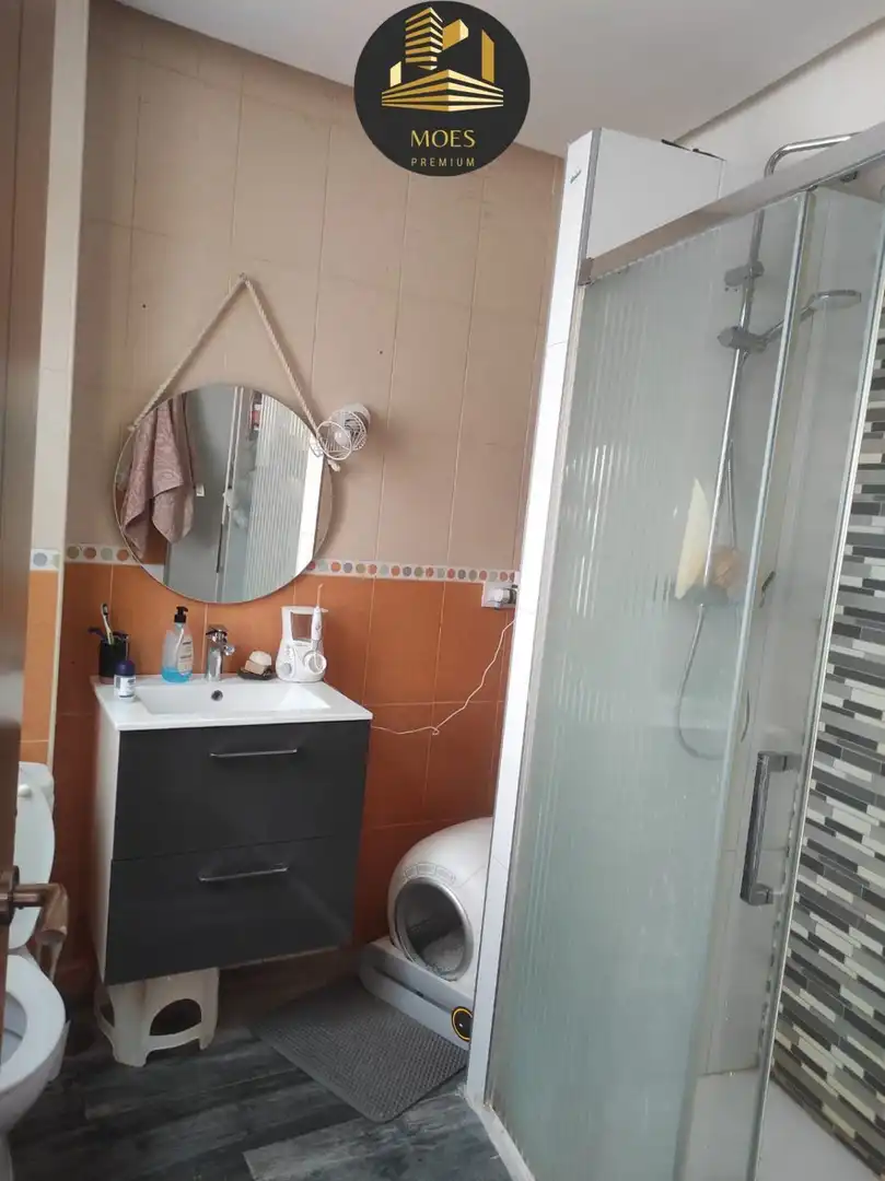 Bany de Pis en venda en Jaén amb Aire condicionat, Calefacció i Terrassa