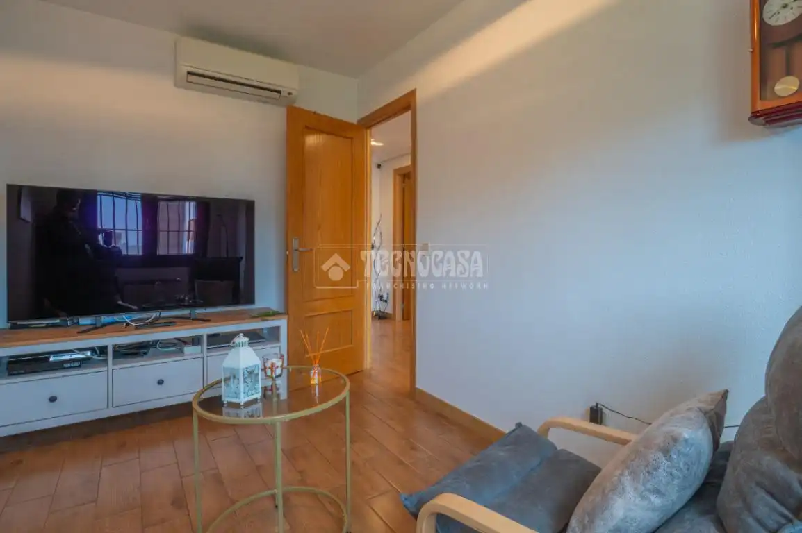 Dormitori de Casa adosada en venda en Arroyomolinos (Madrid) amb Aire condicionat, Calefacció i Jardí privat
