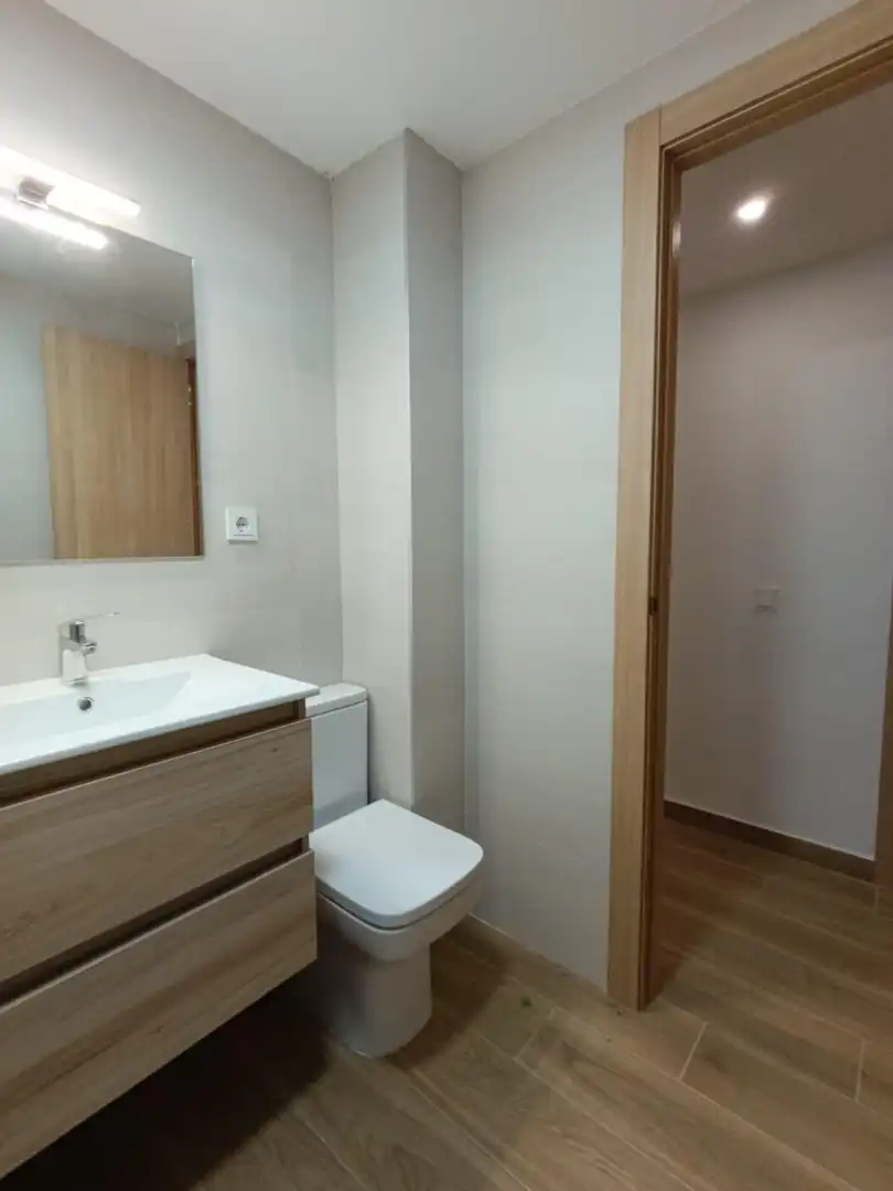 Bathroom of Flat for rent in Murcia  with Air Conditioner, Heating and Terrace