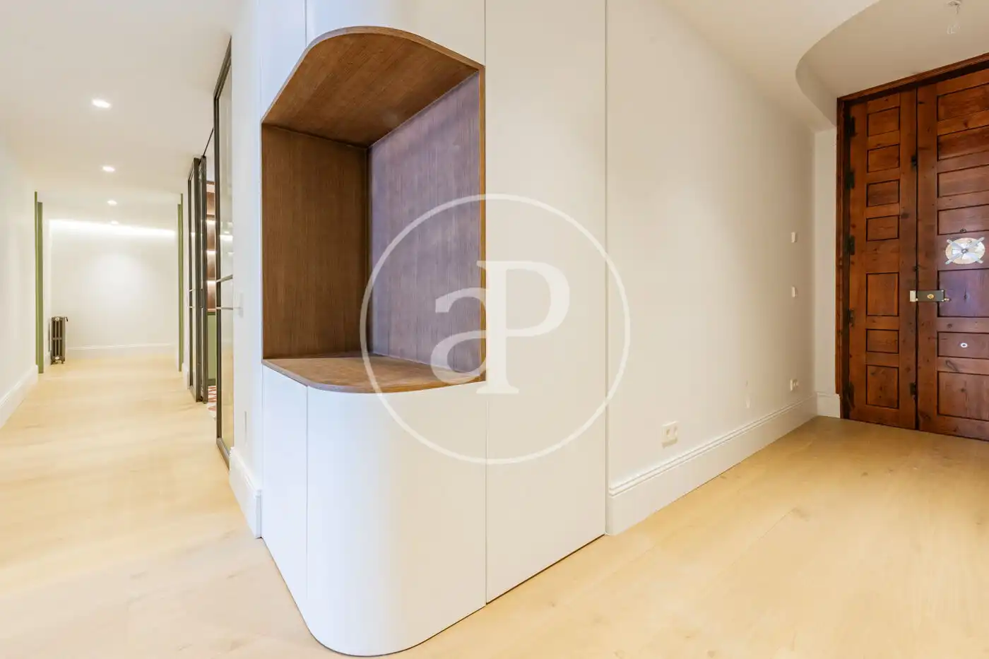 Flat for sale in Madrid  with Air Conditioner, Heating and Balcony