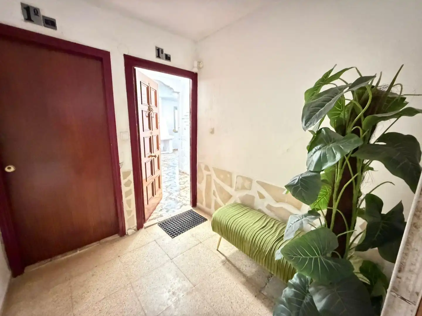 Apartamento en venta en Alicante / Alacant con Aire acondicionado, Terraza y Amueblado