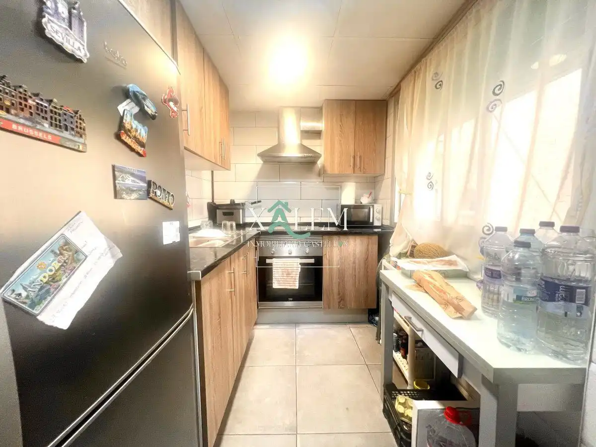 Küche von Wohnung zum Verkauf in Castellón de la Plana / Castelló de la Plana mit Terrasse und Balkon