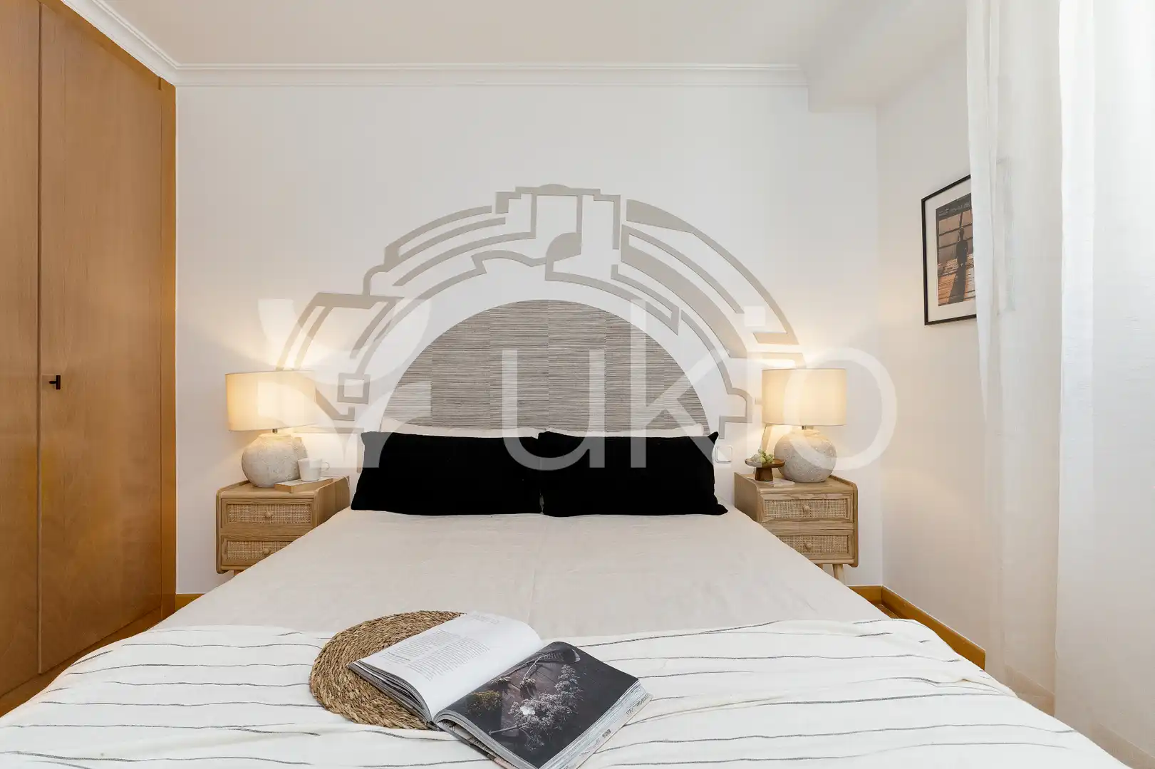 Dormitori de Apartament de lloguer en Madrid amb Aire condicionat, Calefacció i Moblat