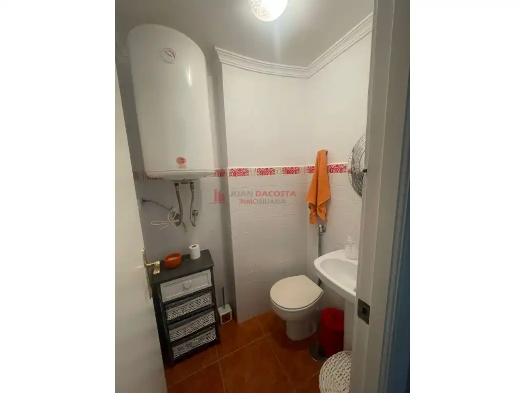 Casa adosada en venta en Calle Veleta, La Antilla