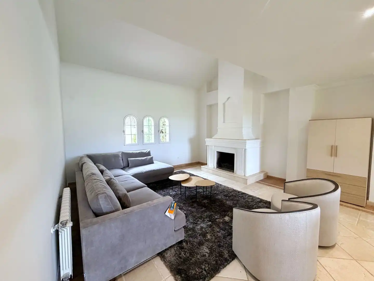 Sala de estar de Casa o chalet de alquiler en Benahavís con Aire acondicionado, Terraza y Trastero