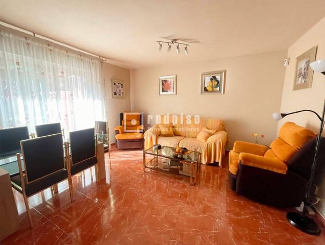 Casa-chalet en Venta en Orcasitas