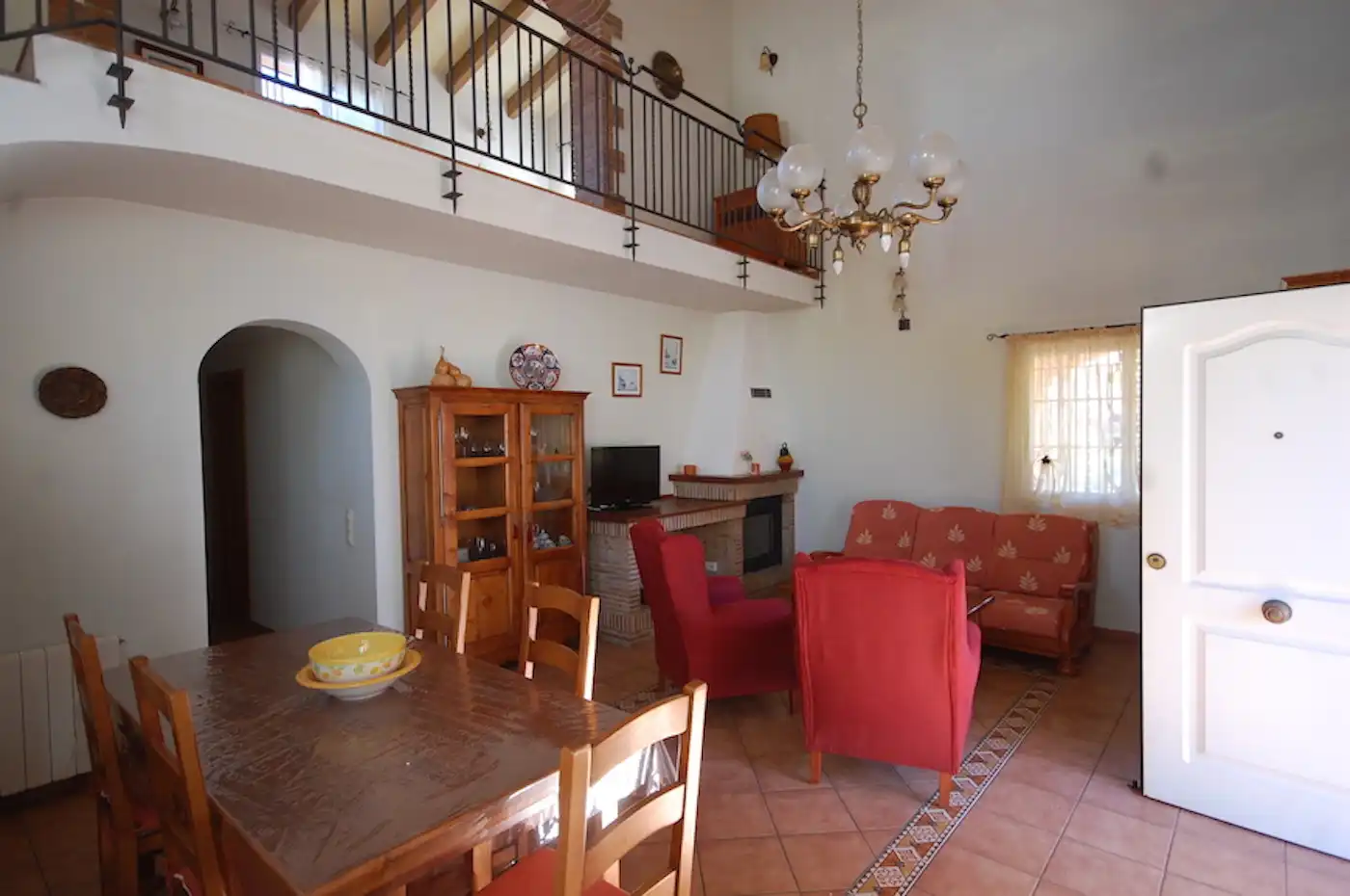 Casa con piscina en venta en Port - La Cota - Puig Sec, imagen 3