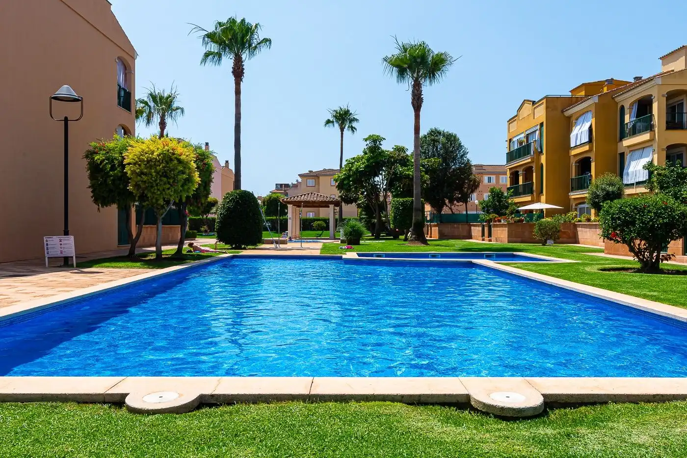 Swimming pool of Apartments for rent in Llucmajor  with Air Conditioner, Heating and Terrace
