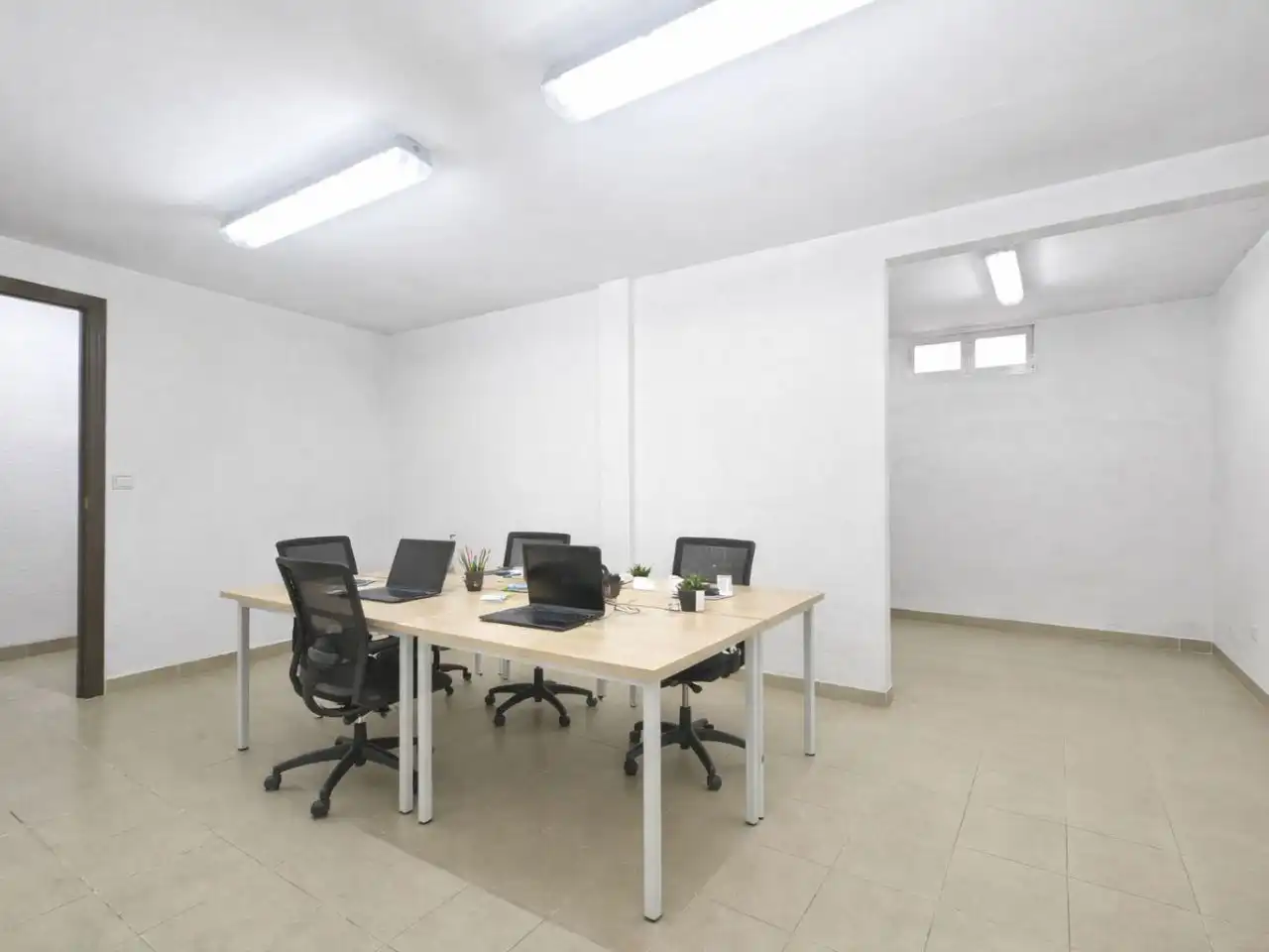 Office for rent in Armilla  with Air Conditioner, Furnished and Internet