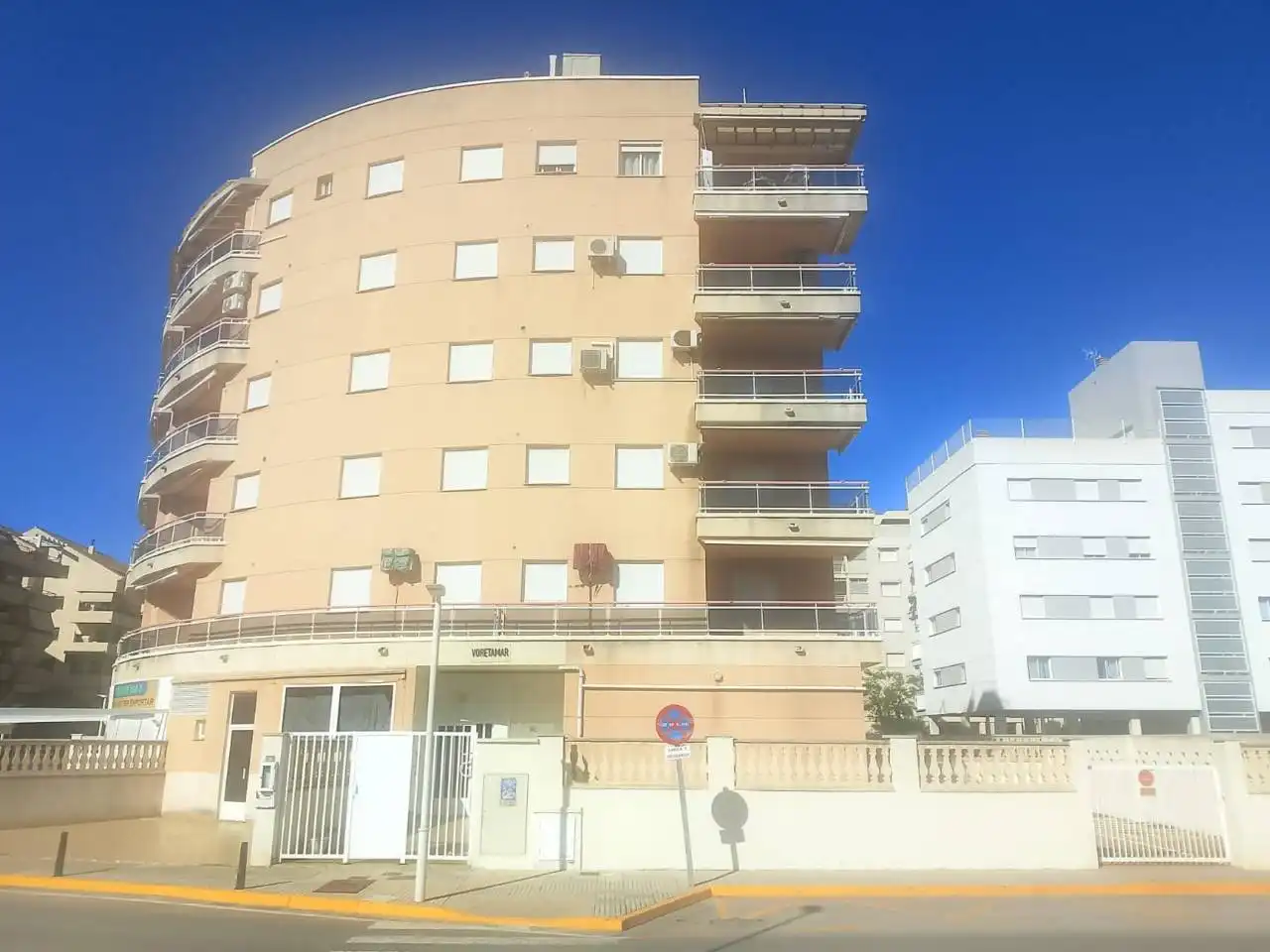 Vista exterior de Piso en venta en Guardamar de la Safor con Aire acondicionado, Terraza y Amueblado