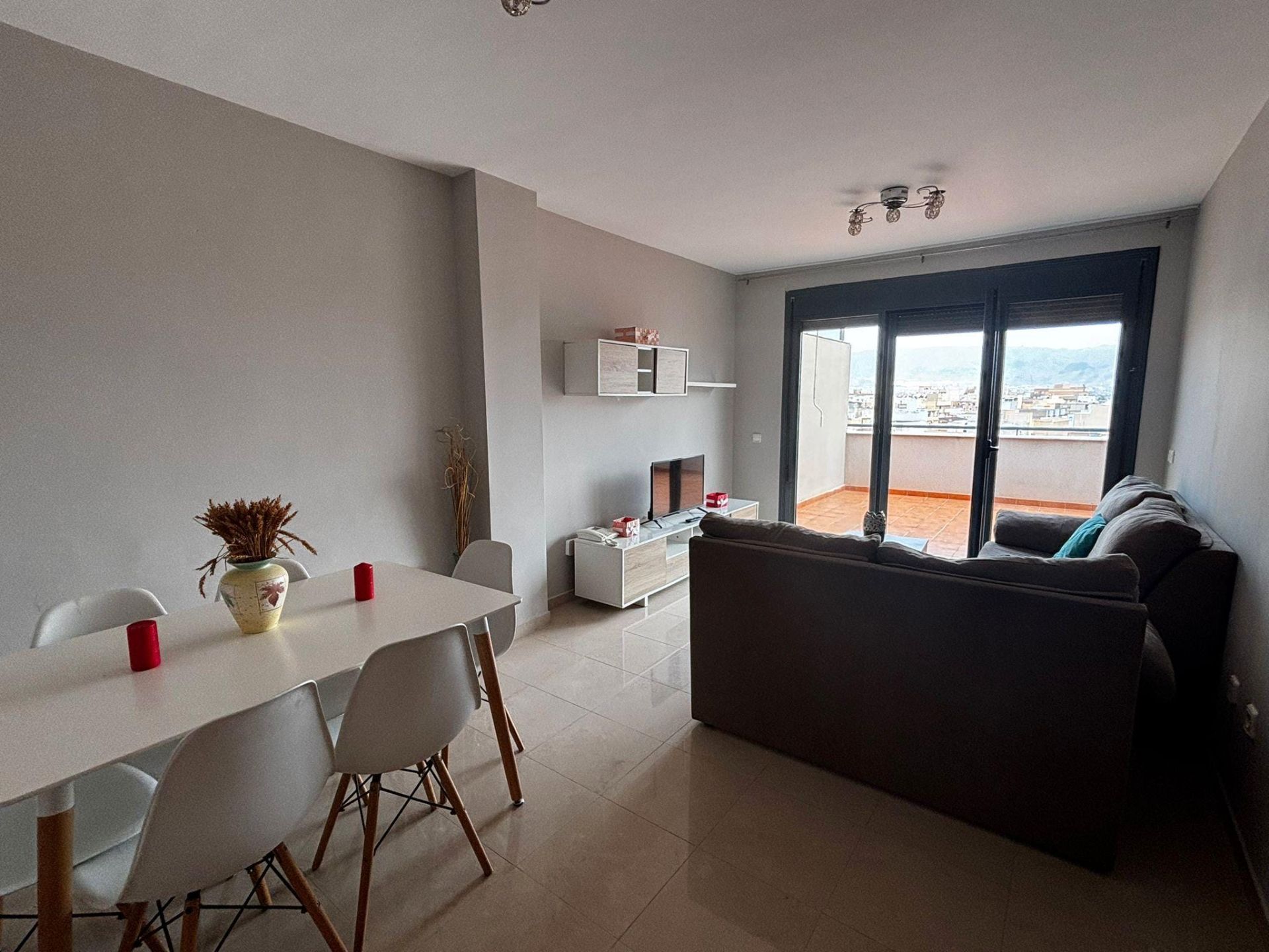 Sala d'estar de Àtic en venda en Roquetas de Mar amb Aire condicionat, Terrassa i Piscina comunitària