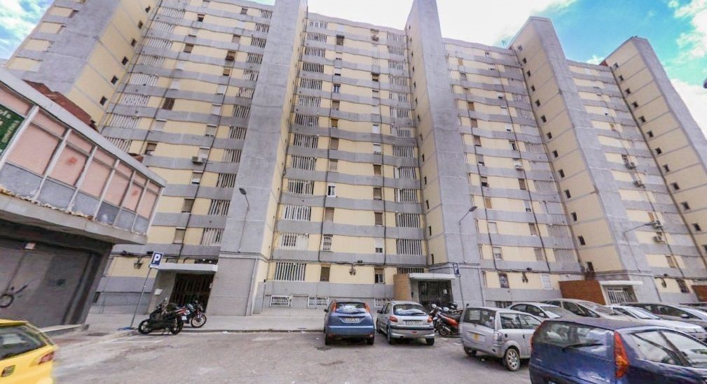 Exterior view of Flat for sale in L'Hospitalet de Llobregat