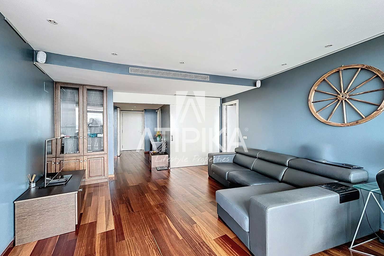 Living room of Attic for sale in  Barcelona Capital  with Air Conditioner, Parquet flooring and Terrace