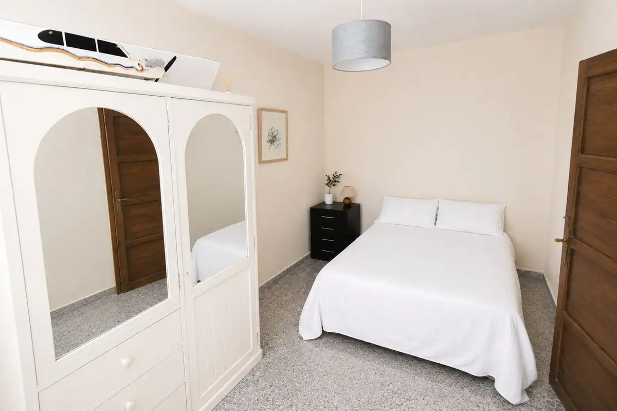 Dormitori de Casa o xalet en venda en Marbella amb Jardí privat, Terrassa i Jacuzzi