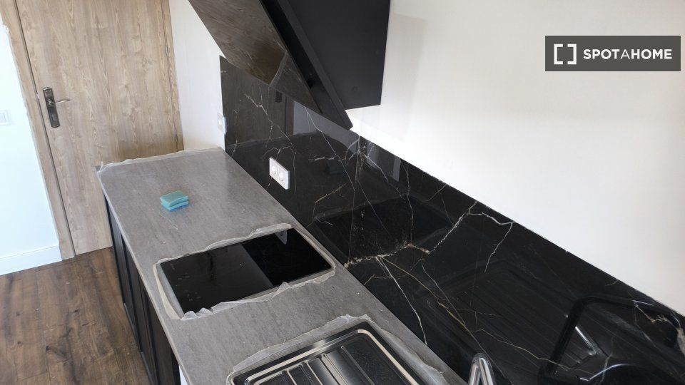 Cocina de Piso de alquiler en  Madrid Capital con Aire acondicionado, Calefacción y Amueblado