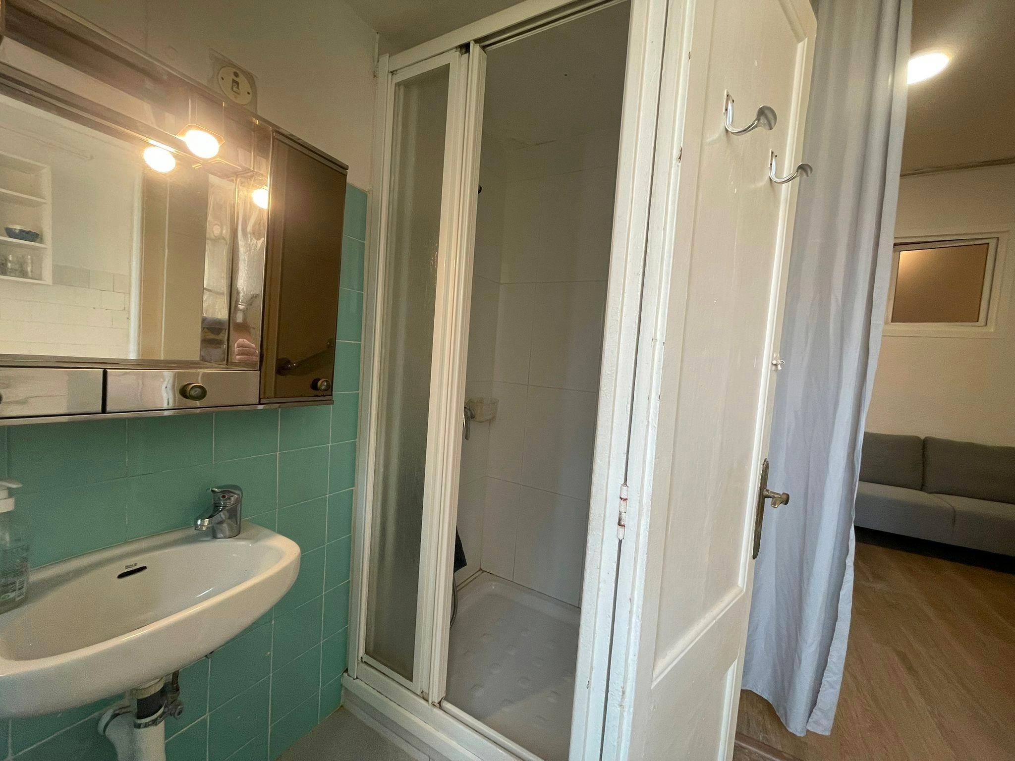 Bany de Pis de lloguer en  Barcelona Capital amb Aire condicionat, Calefacció i Moblat