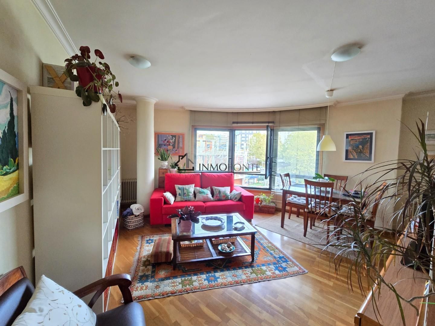 Sala d'estar de Pis en venda en Pontevedra Capital 