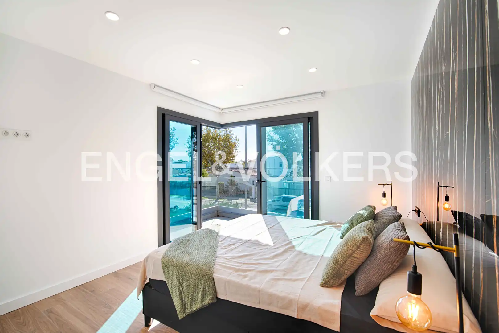 Terraced house with terrace for sale in Carrer Requesens, imagen 30