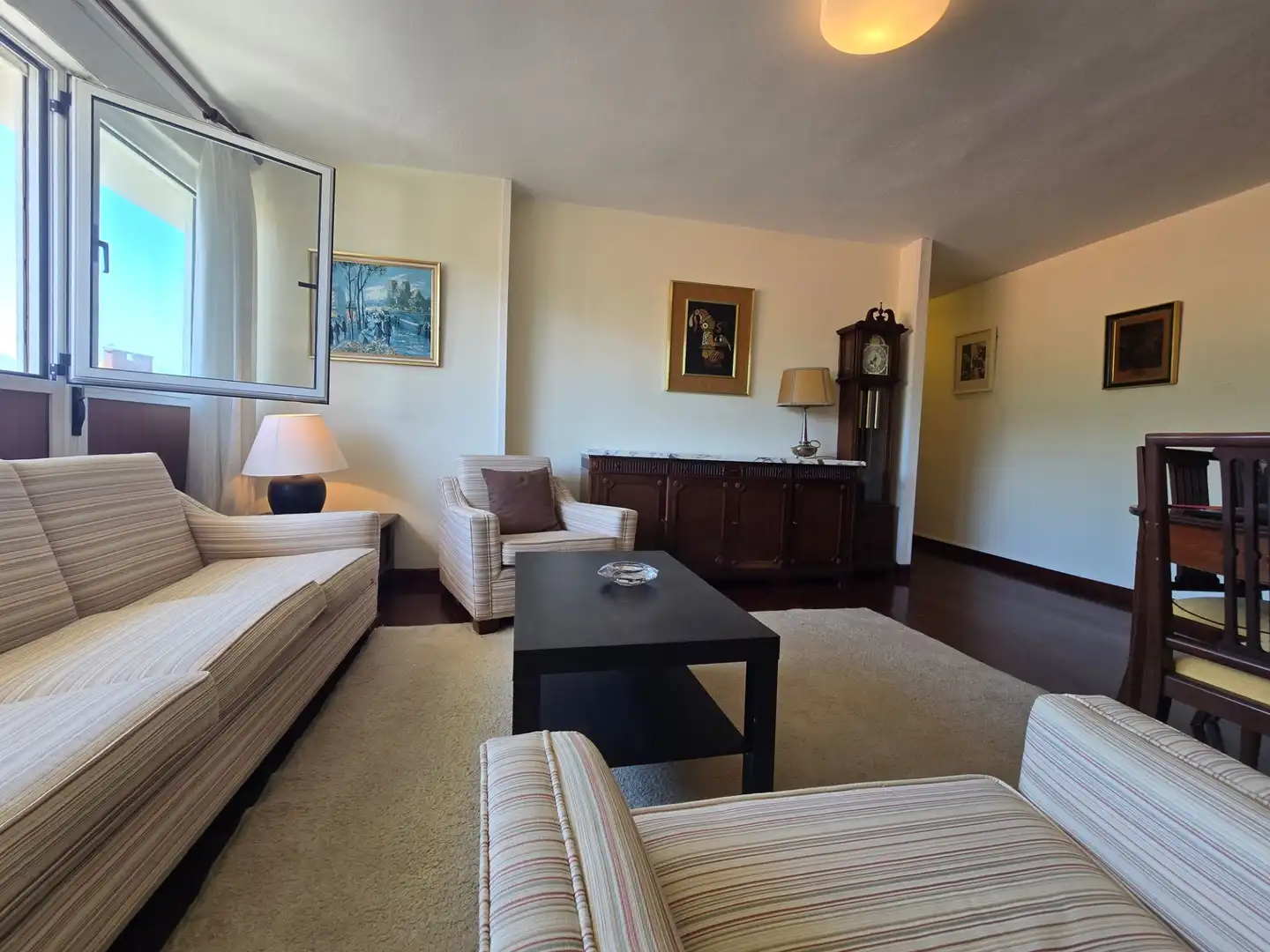 Sala de estar de Piso en venta en Llanes con Calefacción