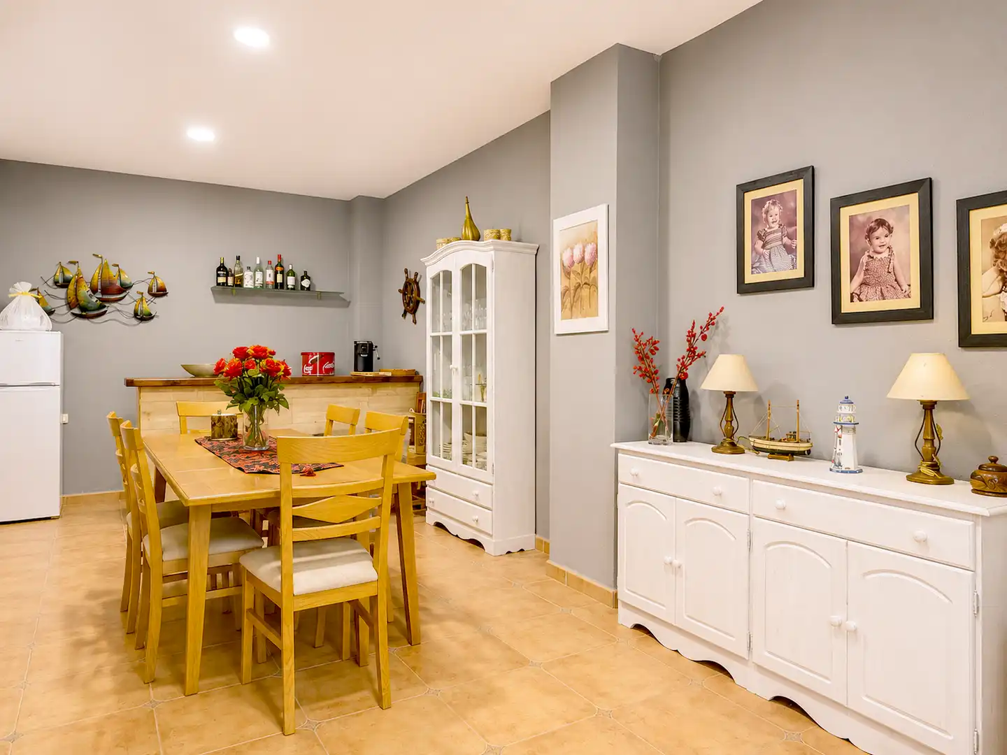 Dining room of Houses for sale in Estepona  with Air Conditioner, Private garden and Terrace