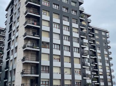 Pis amb balcó en venda a Calle Mugakoa Kalea