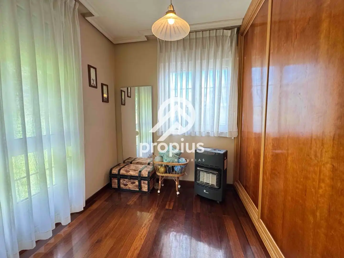 Bedroom of Houses for sale in Avilés  with Heating, Private garden and Parquet flooring