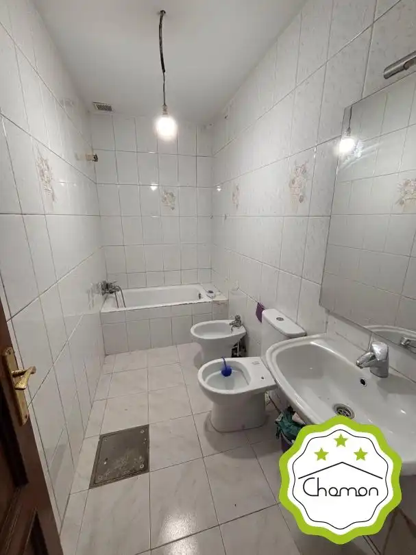 Bathroom of Flat for sale in Bilbao   with Private garden