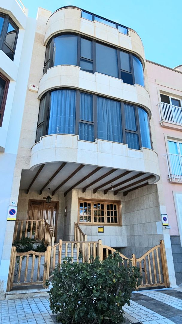 Single-family semi-detached for sale in Calle Doce de Octubre, 14, Playa del Hombre - Taliarte - Salinetas